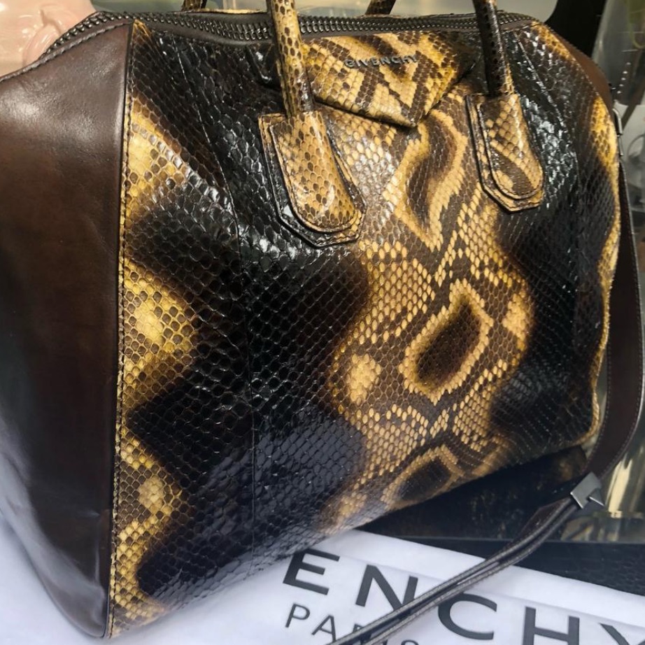 Givenchy Python